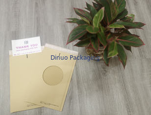 Rekupereerbare Opgevulde de Postkraftpapier Golfenveloppen van 6X9 Duim