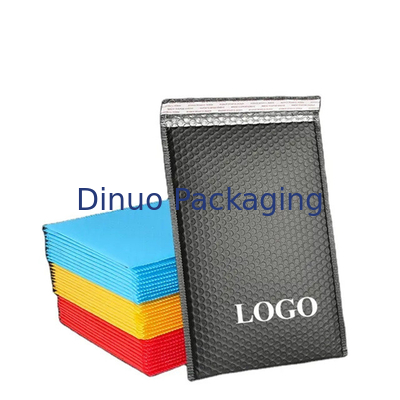 Op maat gedrukte poly bubble mailers ontwerp opgevouwen verzend enveloppen mailing bags voor cadeautjes