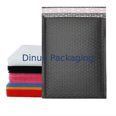Op maat gedrukte poly bubble mailers ontwerp opgevouwen verzend enveloppen mailing bags voor cadeautjes