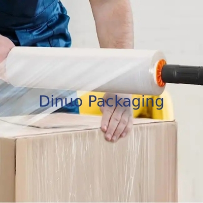 LLDPE-rode rek- en krimpfilm 0,012 mm ontworpen met plastic handvat
