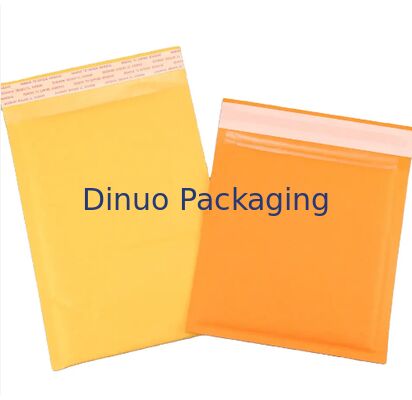 Zelfverzegelende Kraft Bubble Mailers gemaakt met laagdichte polyethyleen binnenste materialen Customized Logo Offering Mailing Solutions
