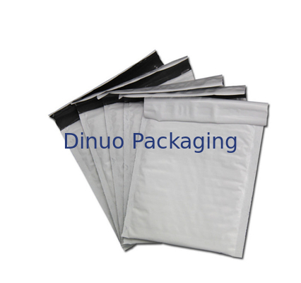 De witte Bel wikkelt Polybel Mailers Zelfdichtend voor Boeken/DVD/Giften
