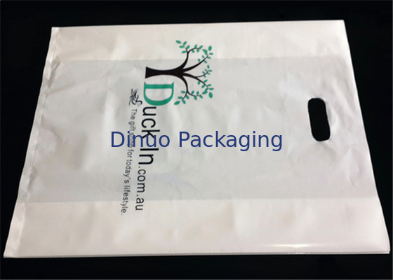 LDPE Materiële Kledings Plastic Verpakkende Zakken met Gedrukte het Embleem van de Handvatdouane