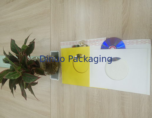 Rekupereerbare Opgevulde de Postkraftpapier Golfenveloppen van 6X9 Duim